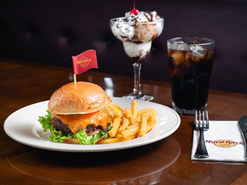 HARD ROCK | ALMOÇO