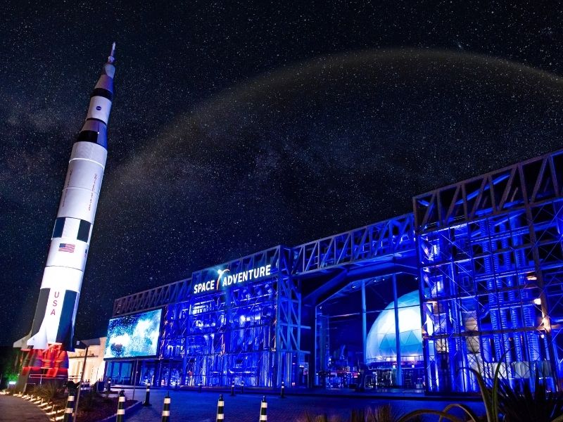 SPACE ADVENTURE + PLANETÁRIO